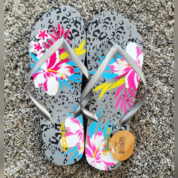 NWT | ROCKIN | Floral Animal Print Flip Flop Sandalsn - Picture 1 of 5